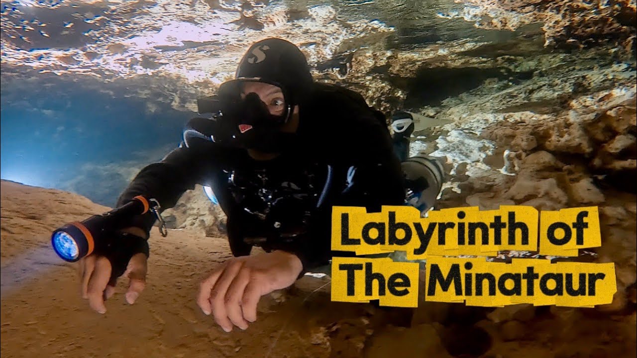 Minotauro Cave: The Silent Maze of the Deep