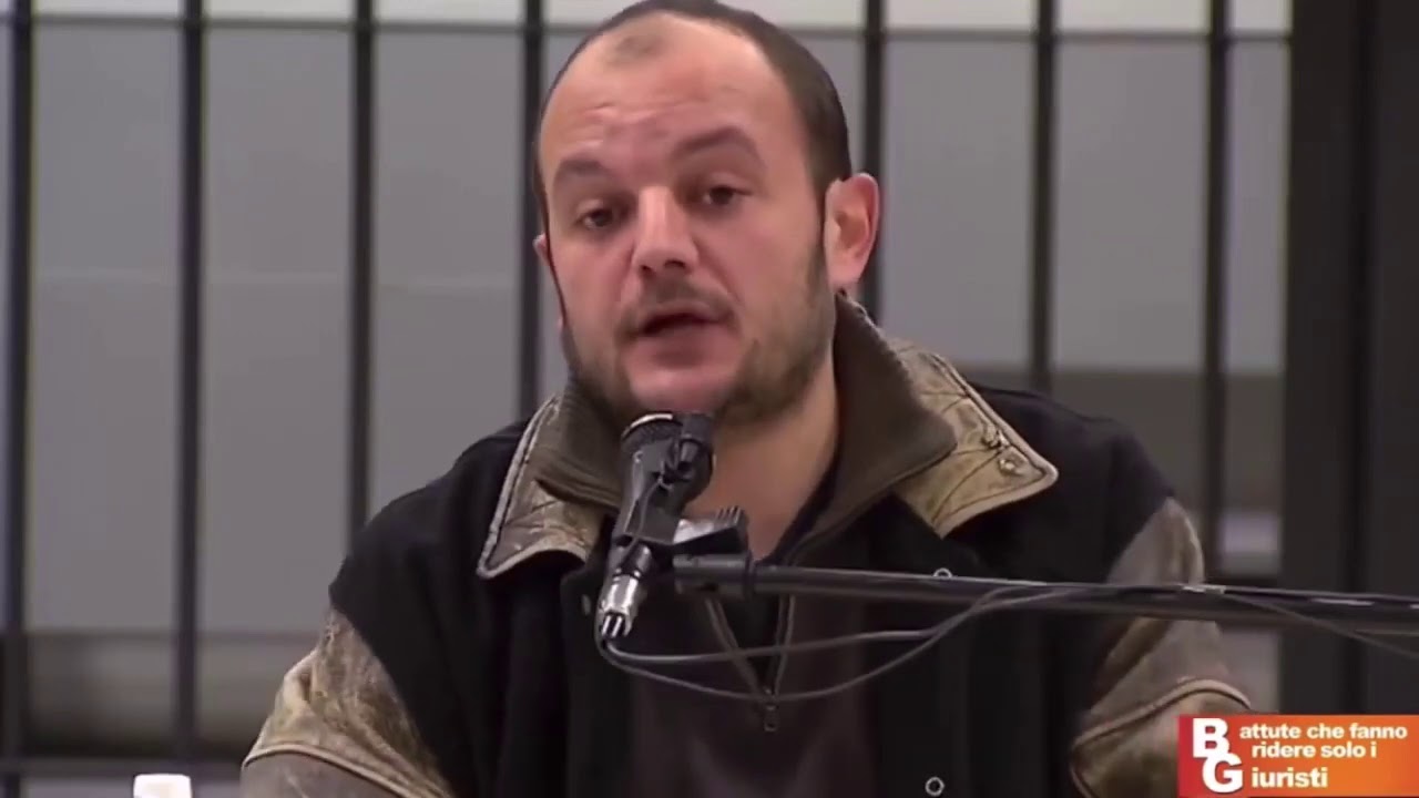 YTP-Il signor Bigioggero e il suo amico Uva transennano tutto.