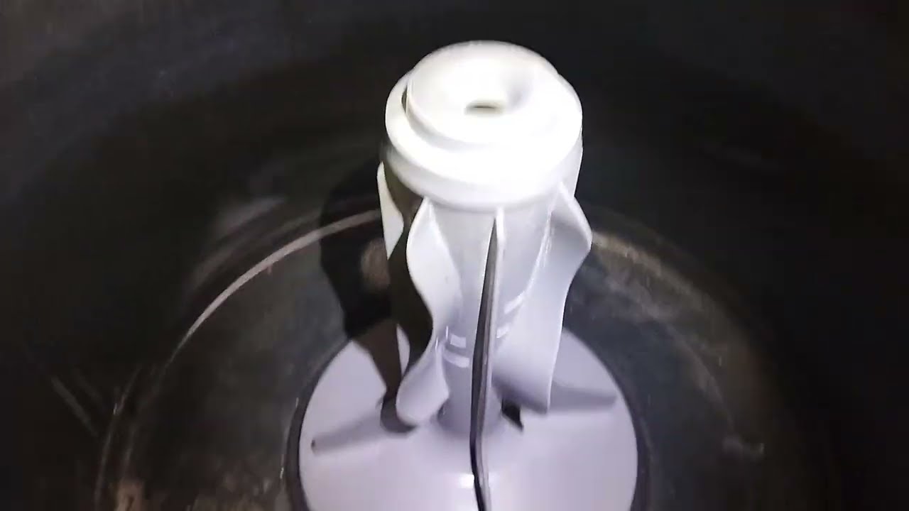 mi lavadora redonda  se pegó, no gira el agitador o aspa, pero se escucha que si trabaja. por que?