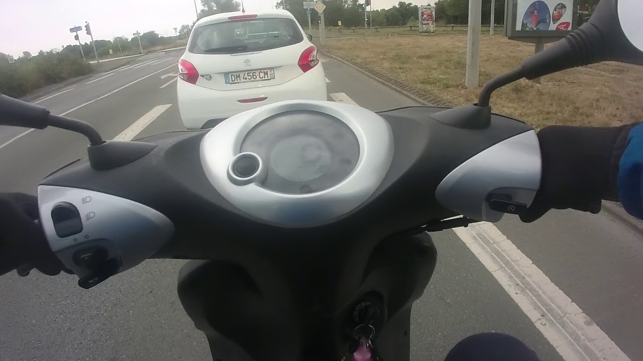 Scooter 50 Cm ovetto mbk Yamaha