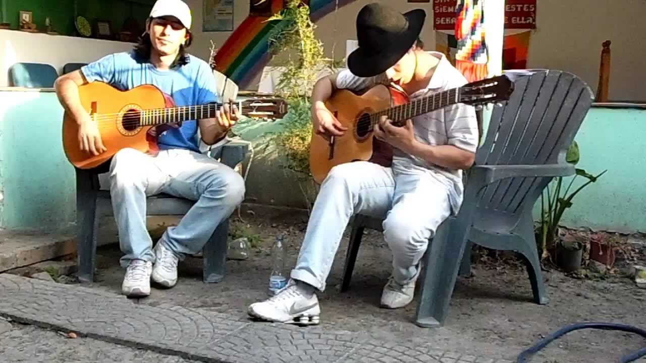 Duo Comu'e la llamadora zamba