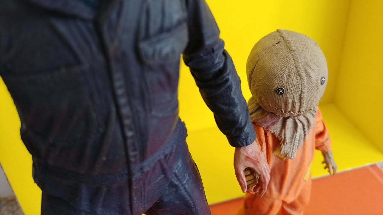 Neca Trick r Treat Ultimate Sam Figure Review