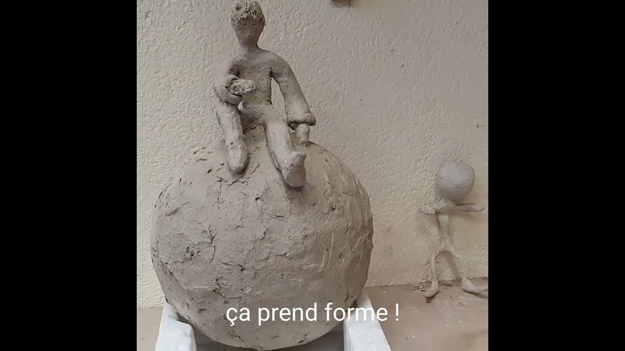 Initiation au modelage en terre papier