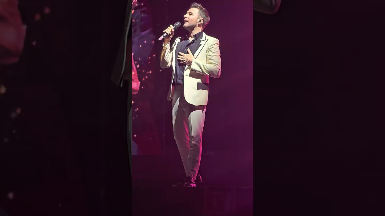Westlife - What Makes a Man/Queen of My Heart / Unbreakable  / I'm Already There- Live  CDMX, México