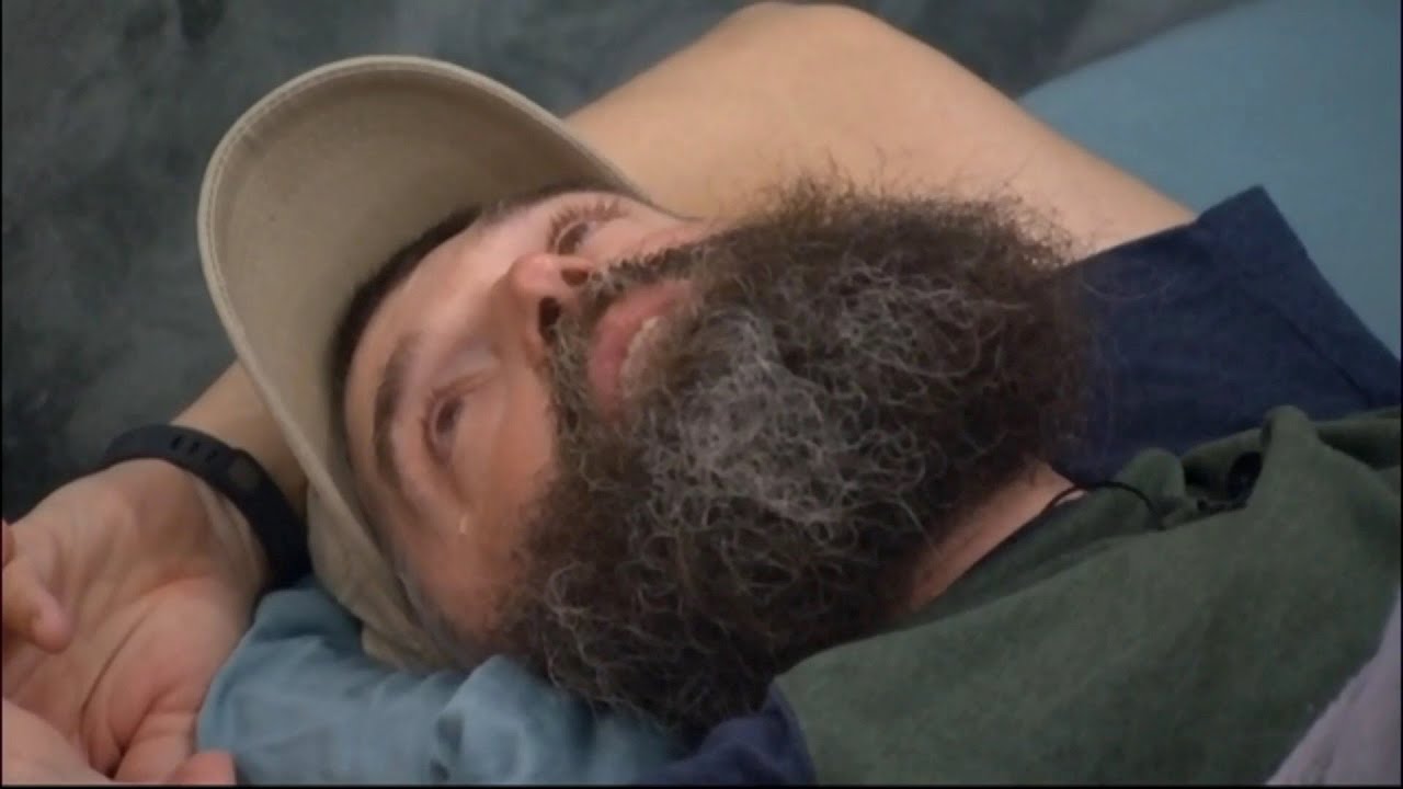 BB16 8/09 5:10pm - Zach and Donny Continue their Talk, Donny Gets Emotional
