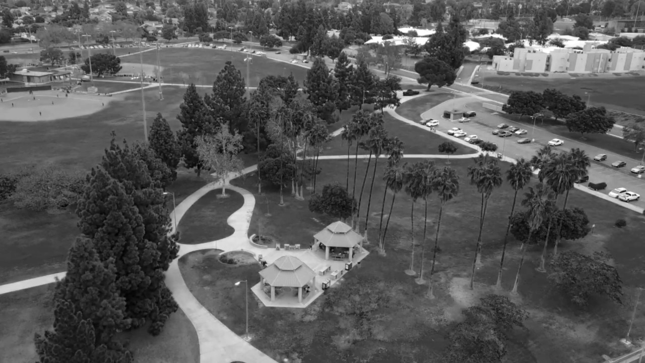 La Mirada Park and Lake