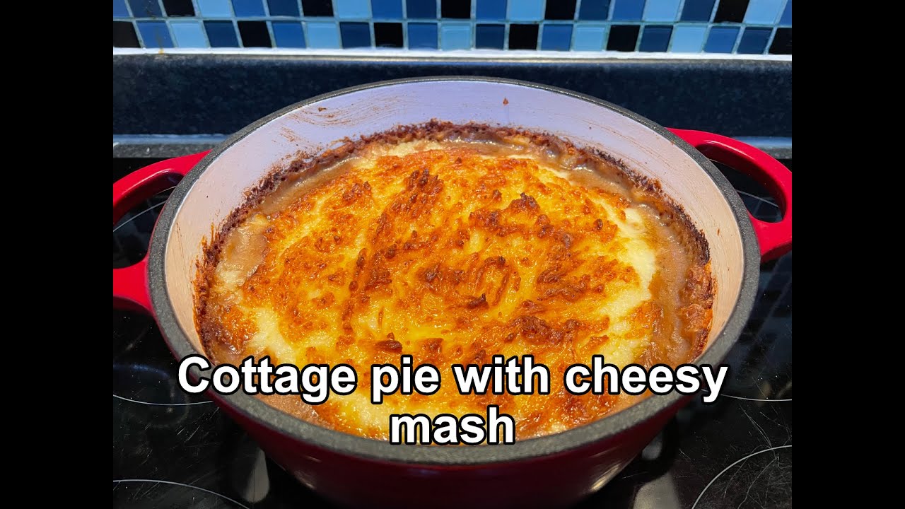 Cottage pie with cheesy mash