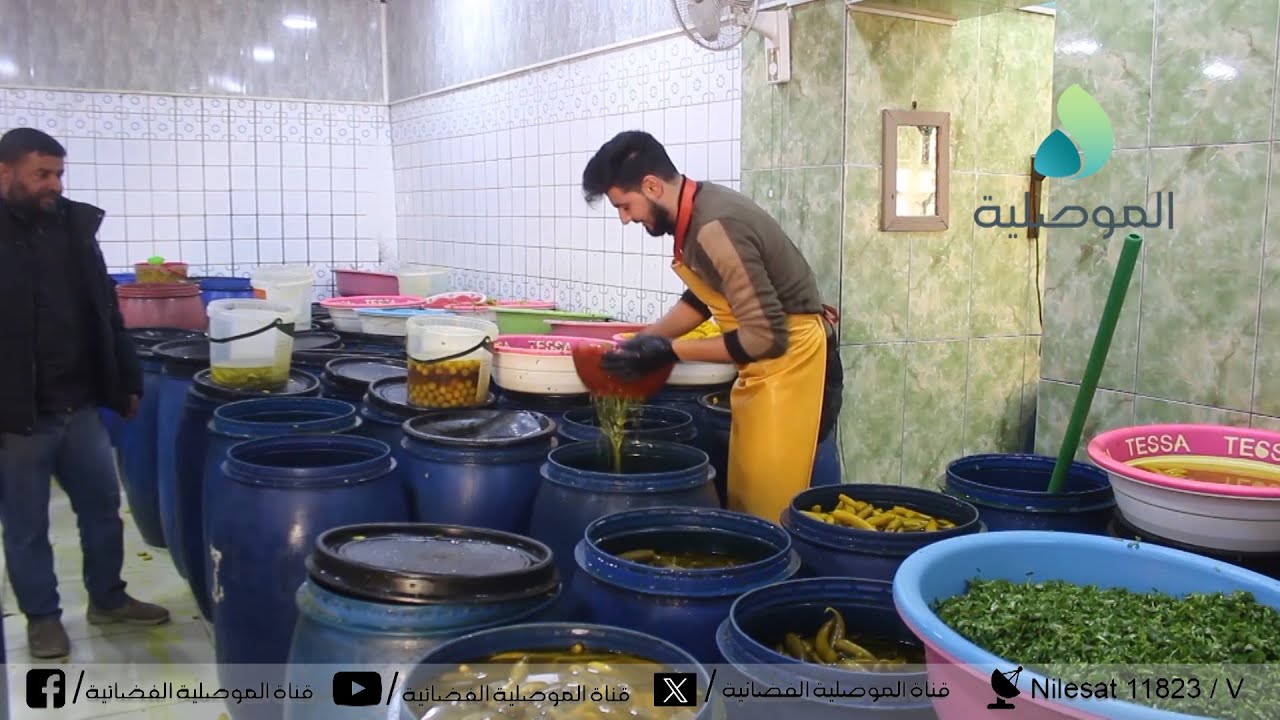 الموصلية تواكب اقبال الاهالي على محلات الطرشي والشربت بالموصل في شهر رمضان المبارك