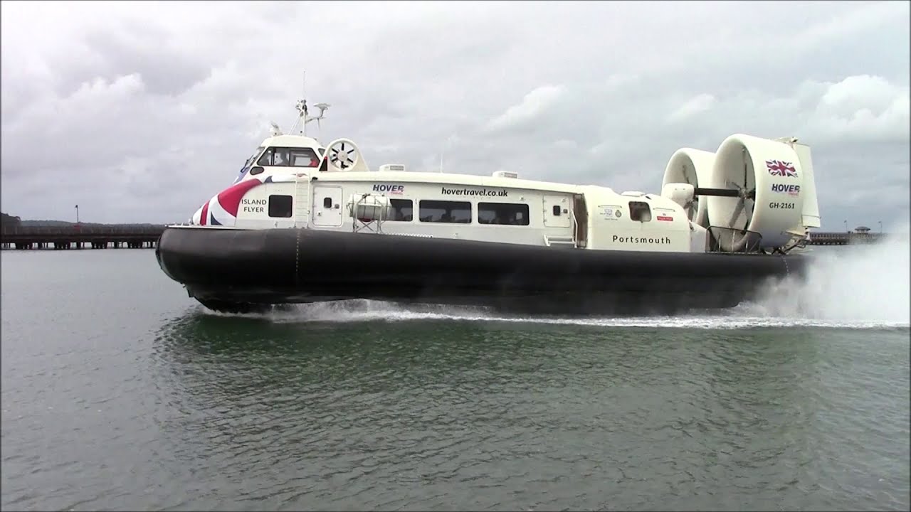 Hover Travel hovercraft service, arrival & departure at Ryde, Isle of Wight