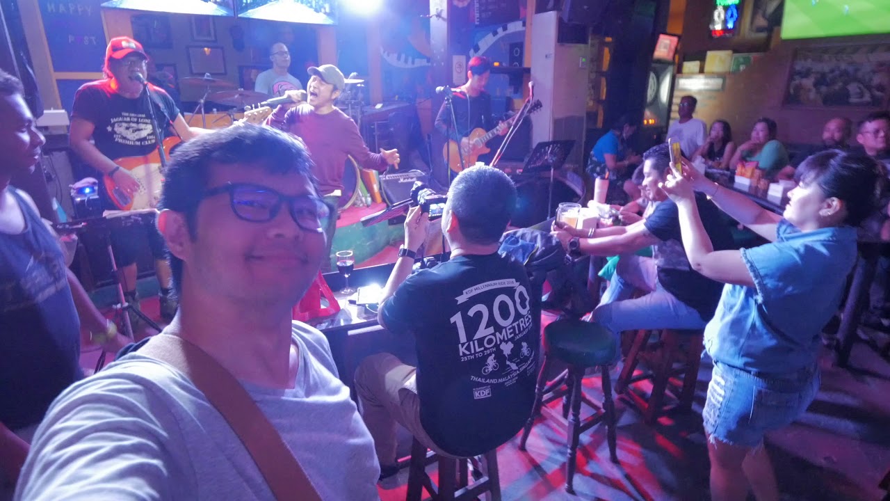 Live Band at Post Laser Disc Pub & Restaurant, Hatyai, Thailand - Day 3.7