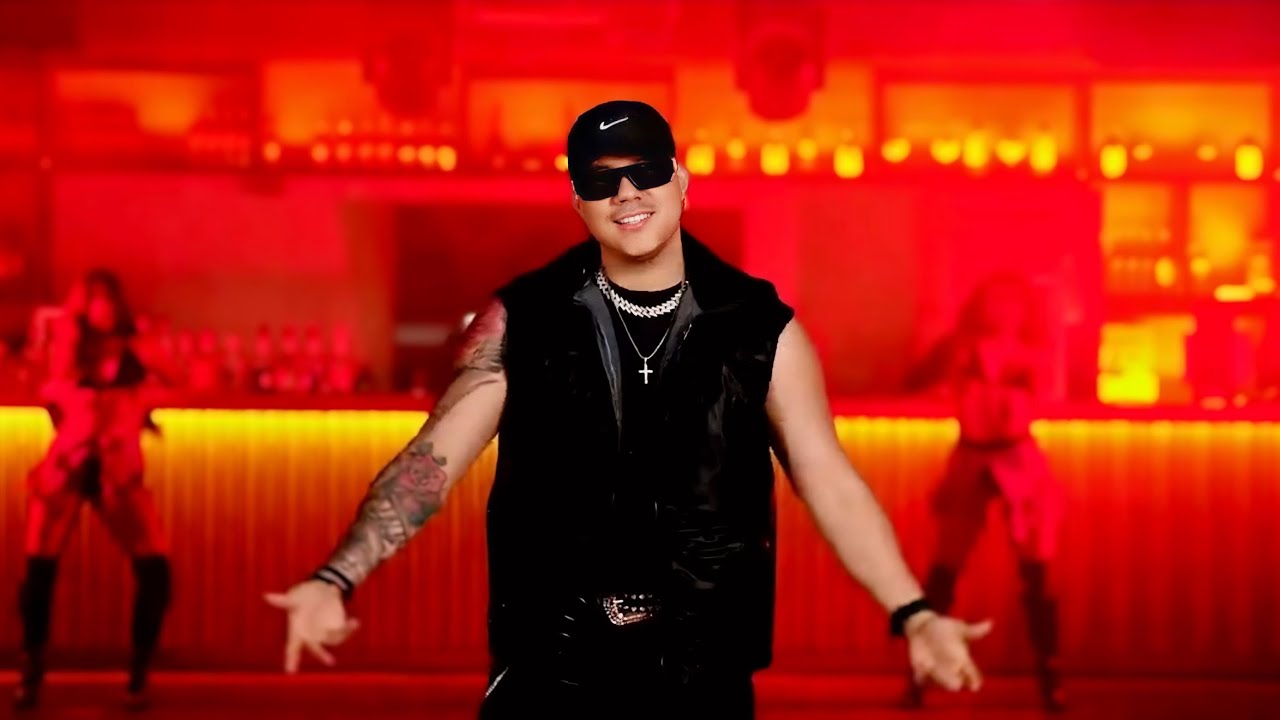 QLOO* - SQUADRON (Video Oficial)