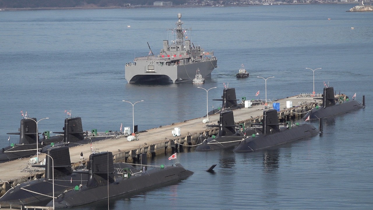 2026海上自衛隊呉基地空母KAGAライブ配信「3月08日（日）空母KAGA2次改造工事中🇯🇵今週の⚓呉基地では？」