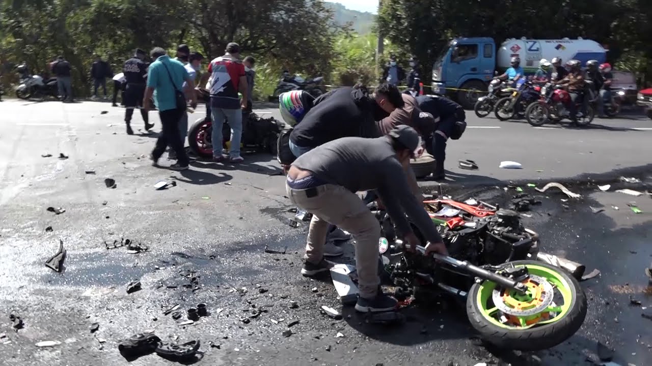 Fatal accidente deja dos motociclistas fallecidos y uno en estado de gravedad