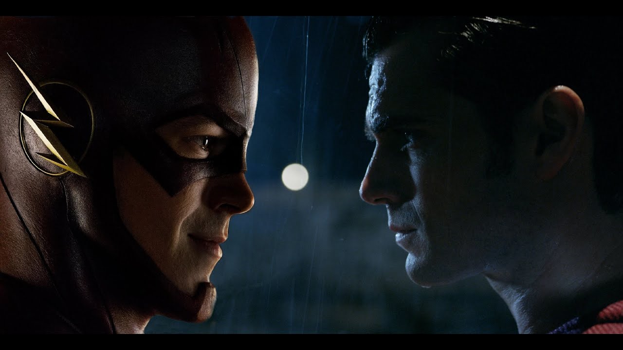 Superman vs The Flash - Race around the world