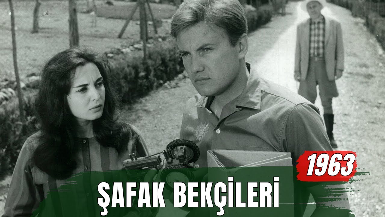 Şafak Bekçileri | Leyla Sayar - Göksel Arsoy Siyah Beyaz Eski Türk Filmi