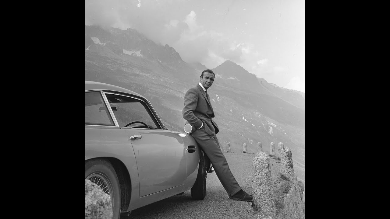GOLDFINGER - Bond Car Chase Through Furka Pass in Switzerland
