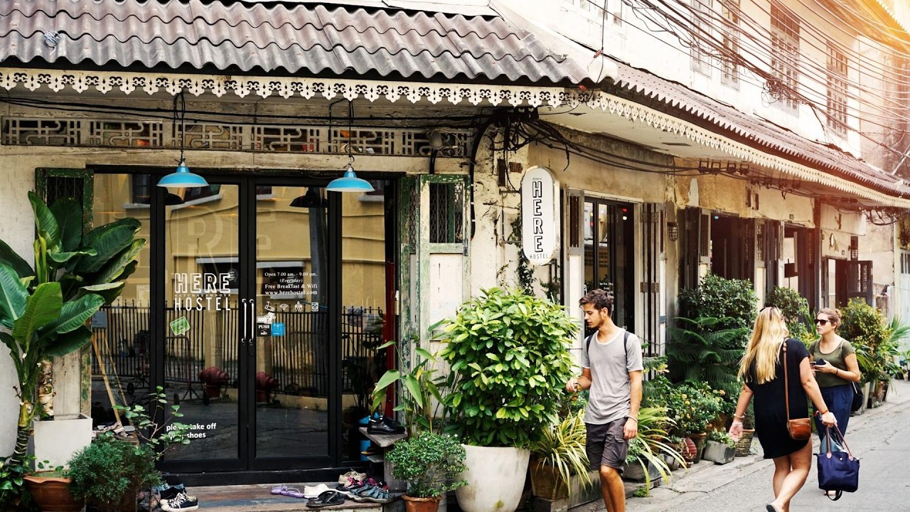 Here Hostel Bangkok | Bangkok, Thailand | Hotel Review 🏩
