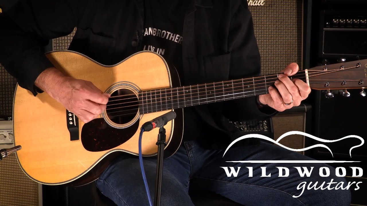 Martin Guitars Custom Shop 000-28  •  SN: 2636421