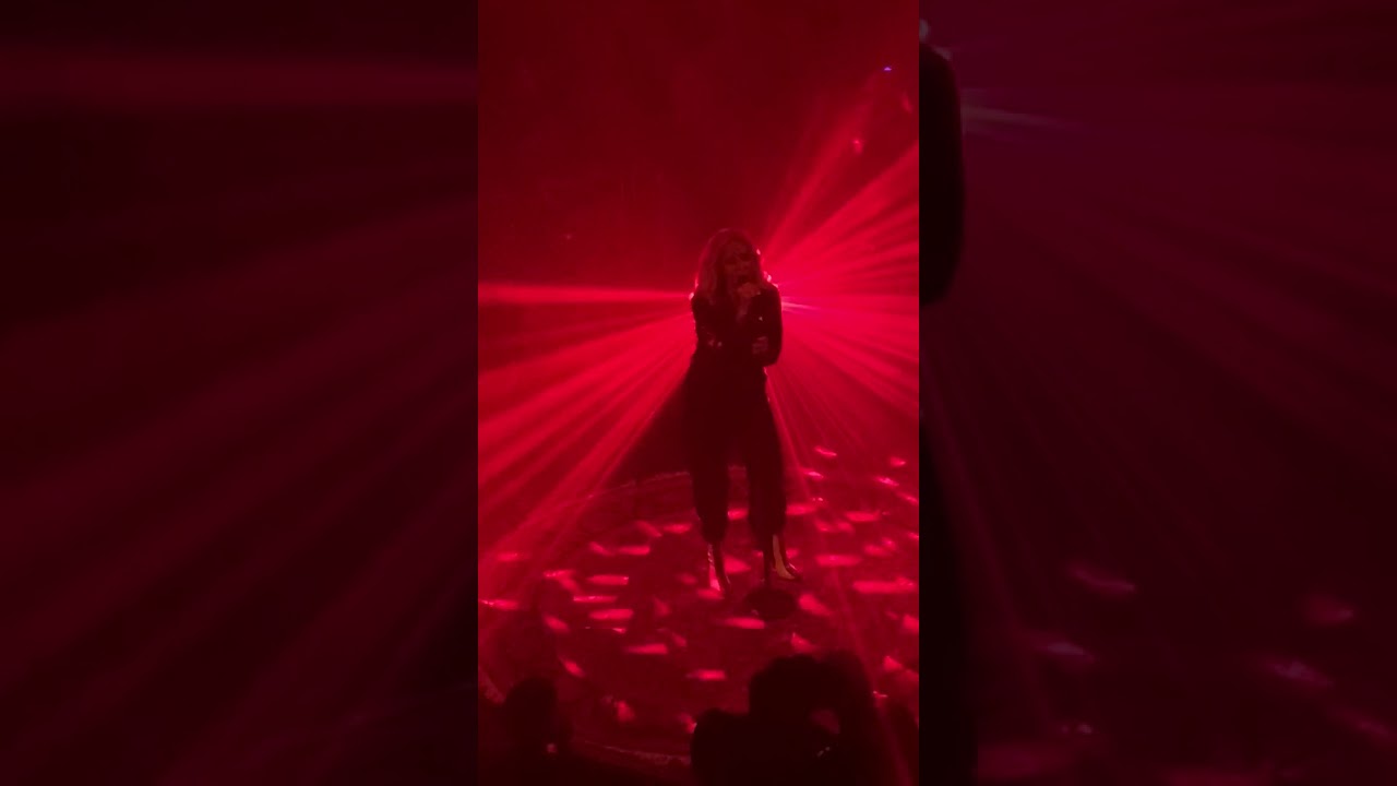 Άννα Βίσση - Παραλύω | Live @ Hotel Ερμού