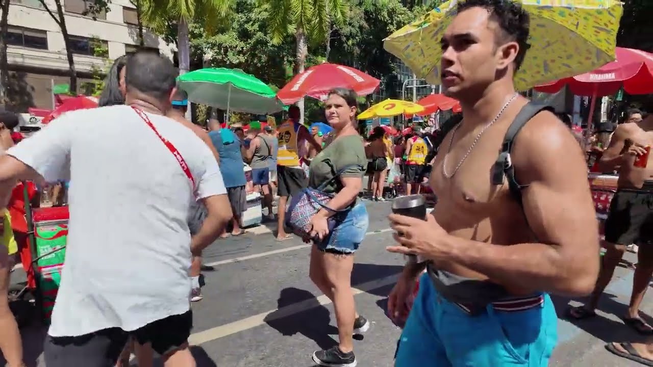 Street Party 😲 MAGIC RIO CARNIVAL STREET PARADE 2026 🥳 INSANE Walk.