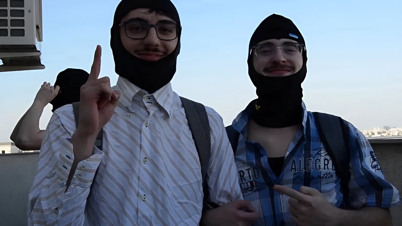 REACTIONEZ LA PIESELE VOASTRE + SURPRIZA....