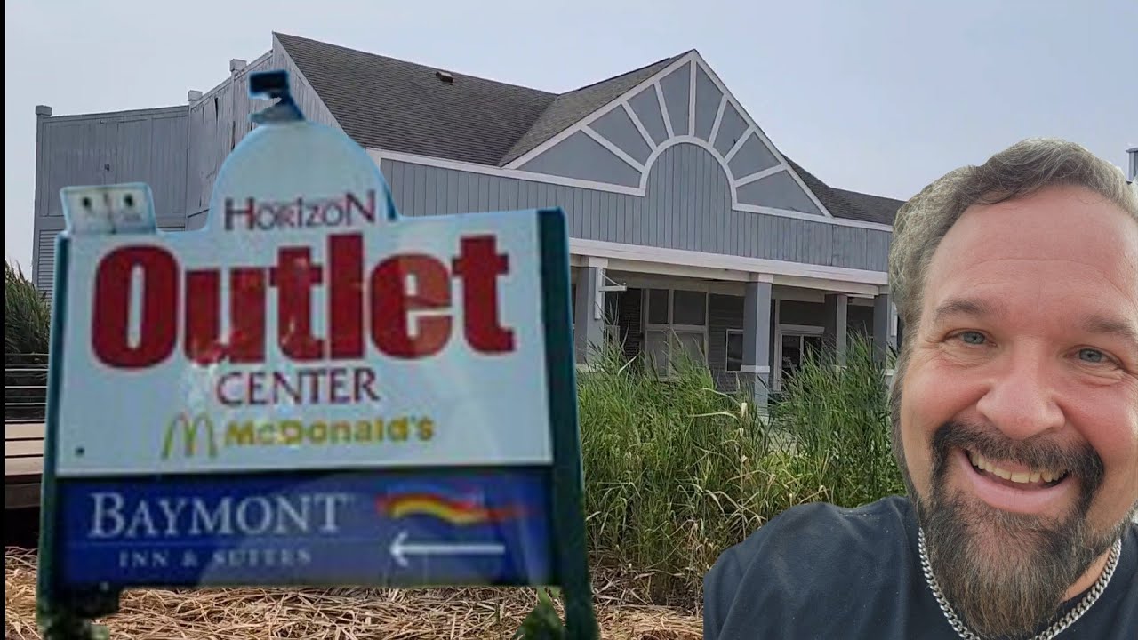 Dead Outlet Mall Gone to Pot - Monroe Michigan