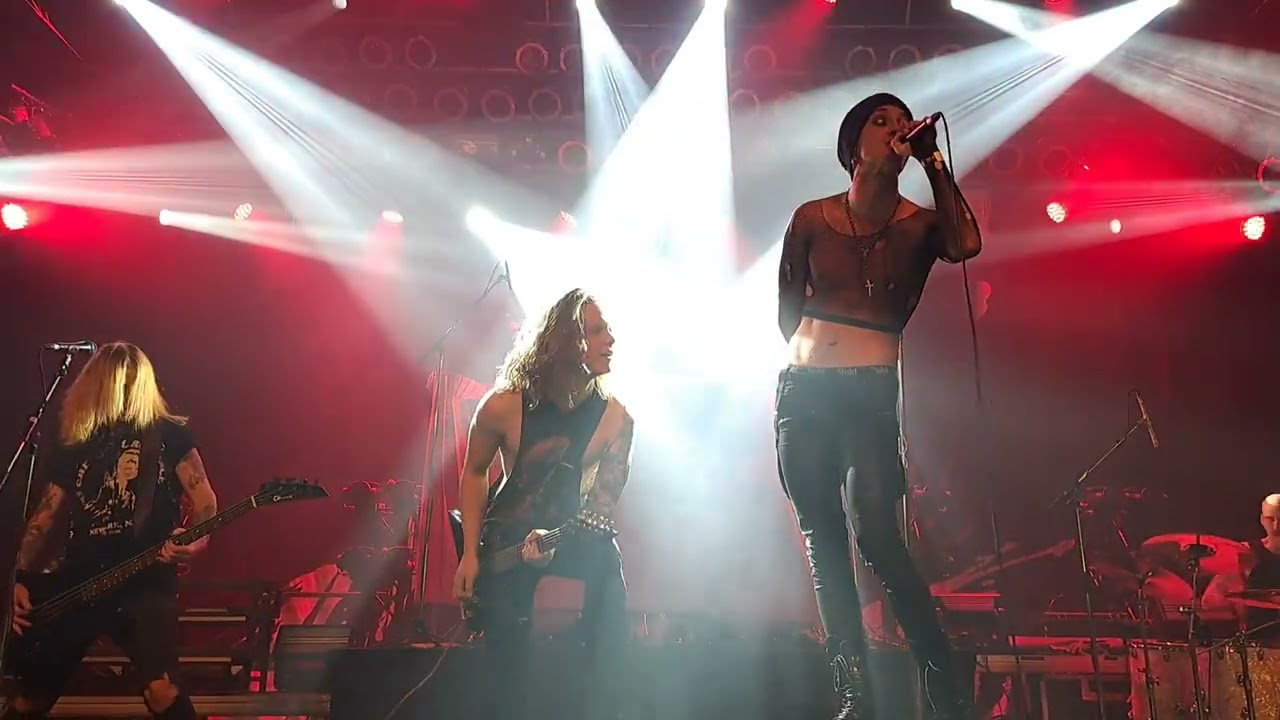 St. Aurora: Disgrace of a Man, 30. Dec 2023 Live @Pakkahuone, Tampere