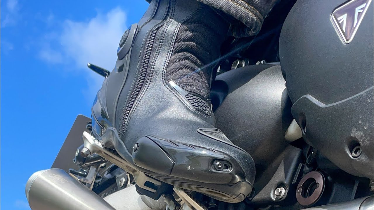 Andromeda Moto Infinity boots - Unboxing and first impressions