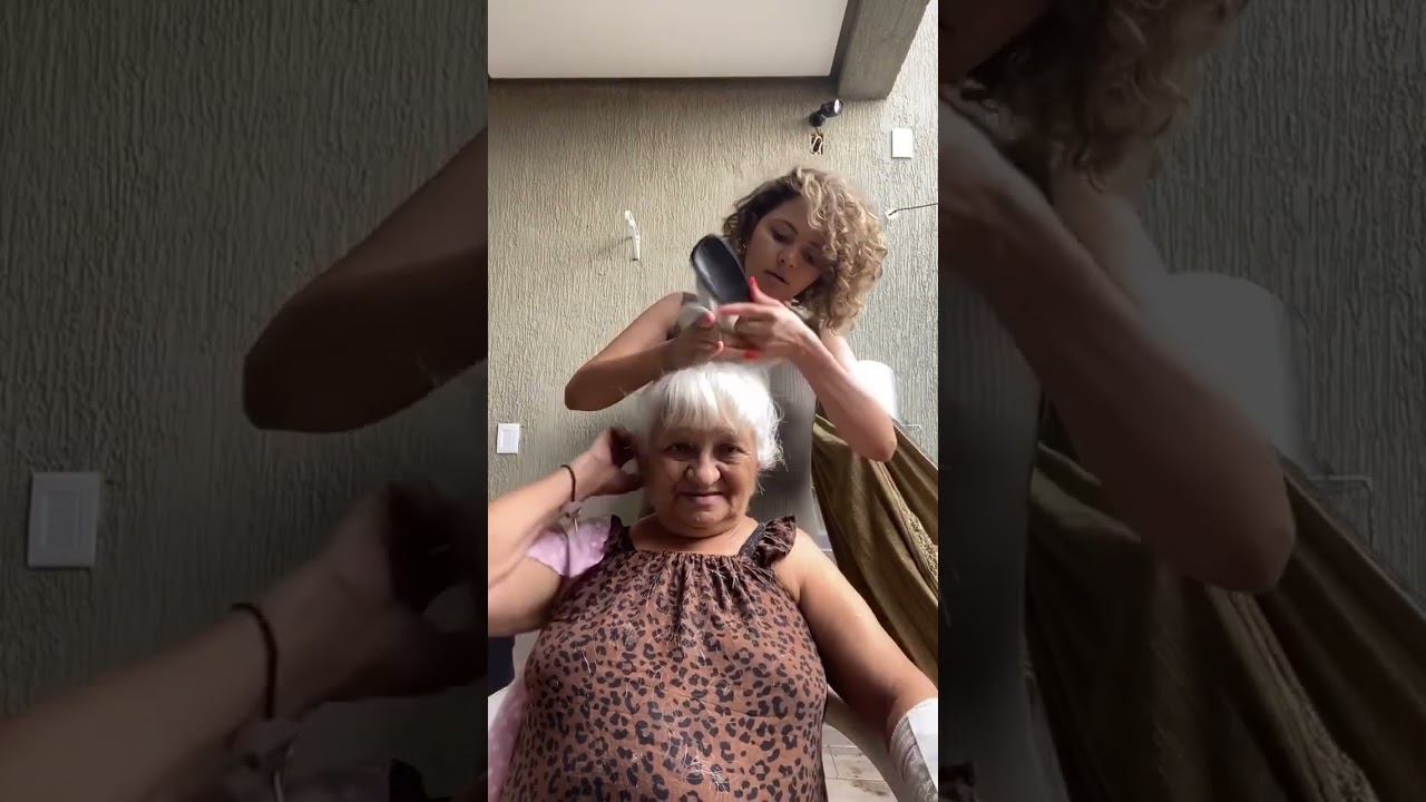 O salão de beleza, Mainha ficou careca?