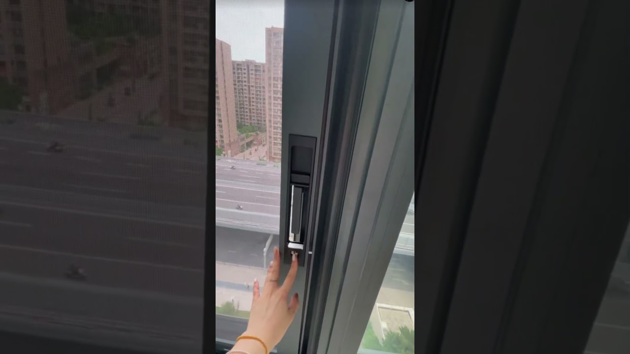 🔇 Soundproof Casement Window Test:Silent vs Traffic Noise in 21s#shorts #shortvideo #windows #testy