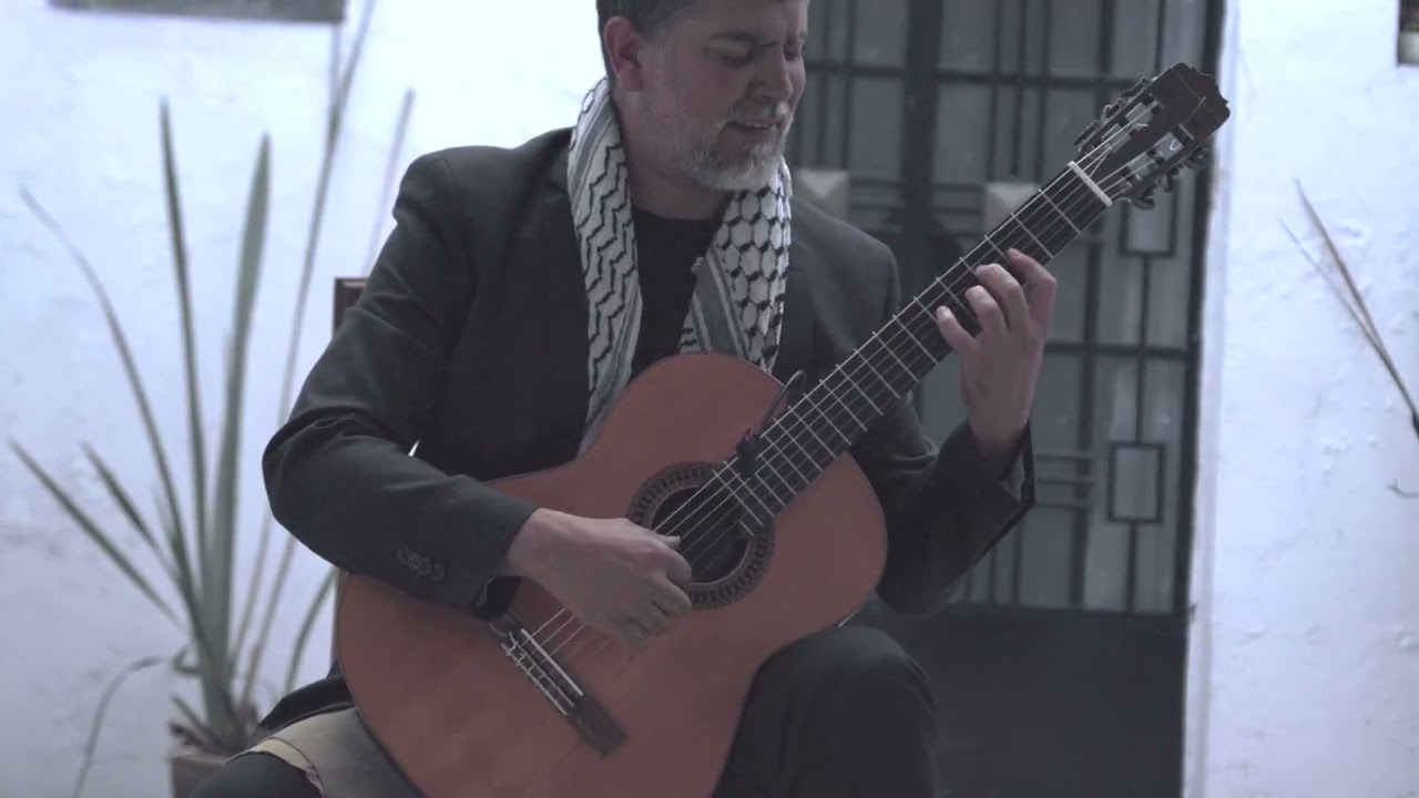 Rondeña de Regino Sainz de la Maza, Interprete Armando Castro