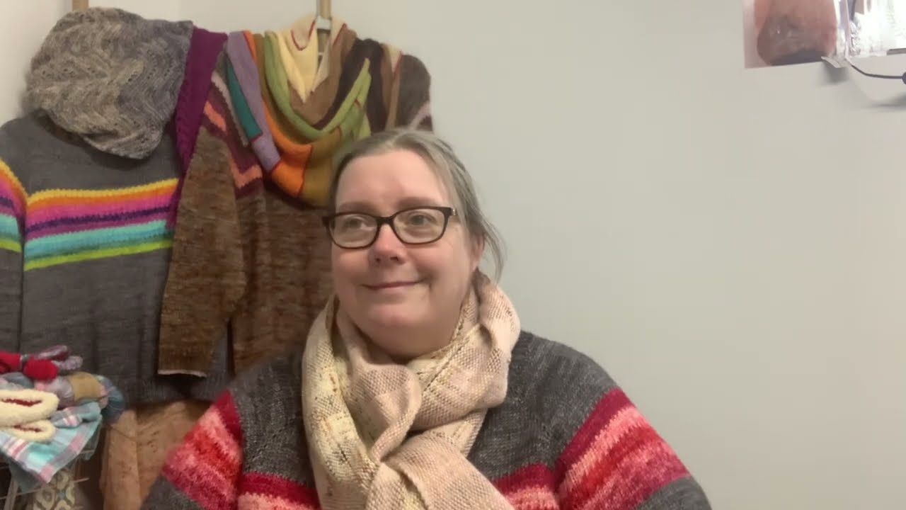 Layfamilyyarn diaries: Santa’s secret sock club.