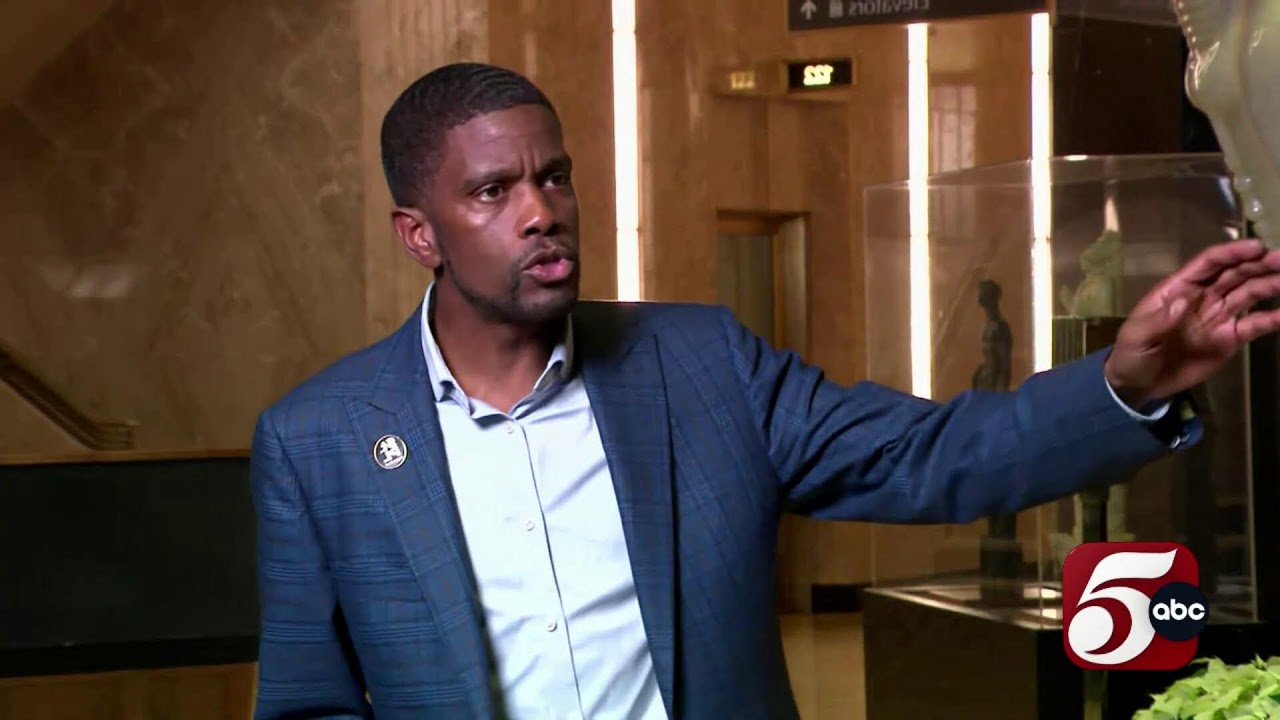 St. Paul Mayor Carter addresses incident involving federal agents on East Side of city