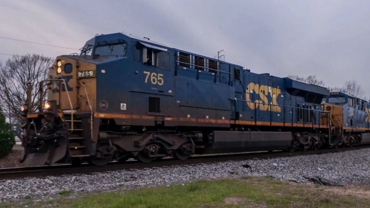 CSX M693 Highlights 3 Engine's Lengthy Manifest Slow in Augusta Ga