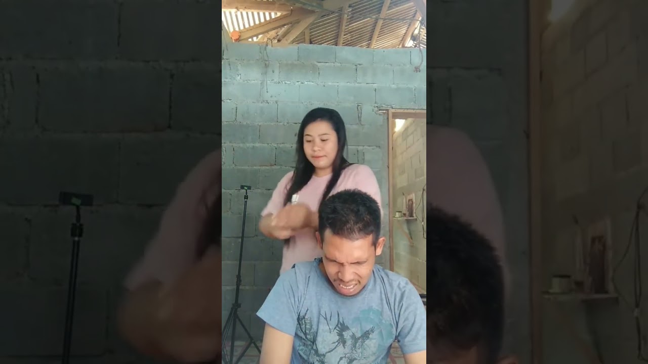 Nagpamasahe si ebo🤣😂