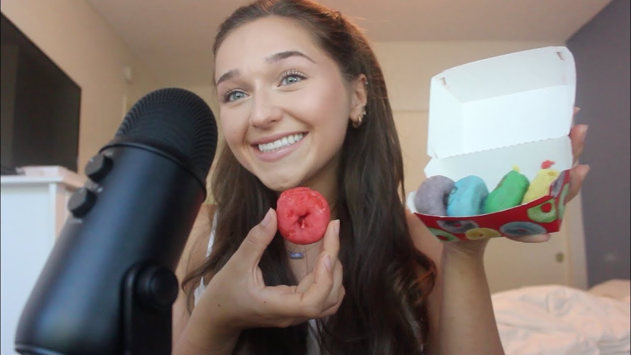 Trying Carl's Jr.'s New Fruit Loop Donuts! (ASMR style)