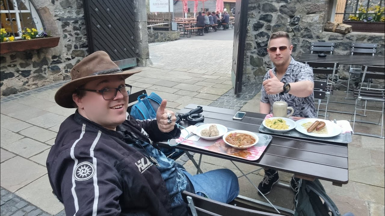 Klosterschänke Bischofsheim Kreuzberg Wirtschaft Biergarten Kloster Kreuzberg glauben genießen Röhn