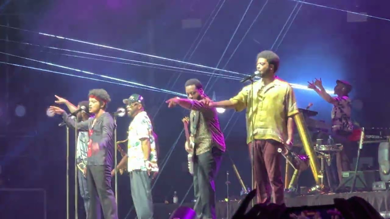 Bruno Mars - Uptown Funk - Sydney, Australia 🇦🇺 on 15 October 2022