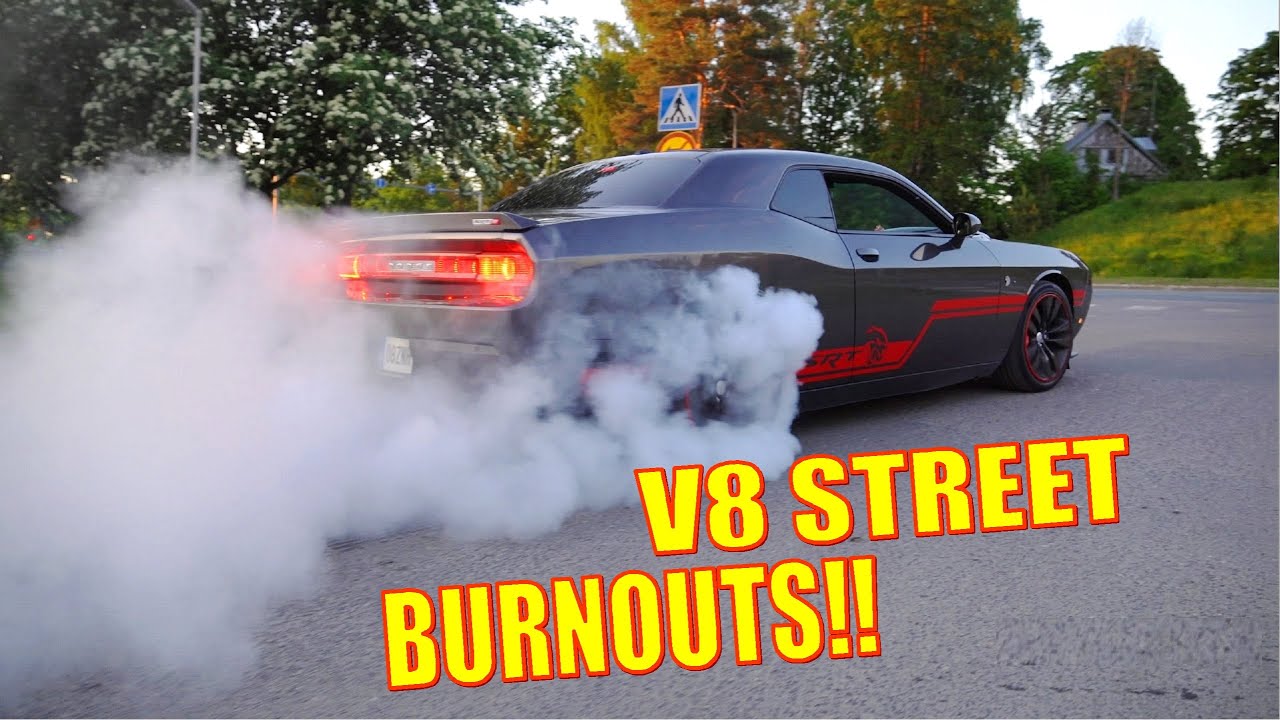 MUSCLE CARS Smoky Burnouts & Loud V8's!! - Kerava Cruising 6/2022