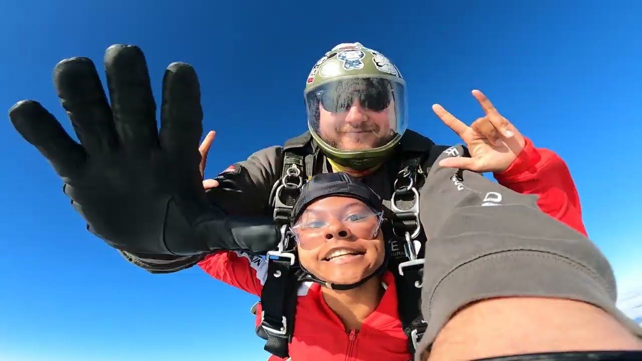 First time skydiving in Germany - Video