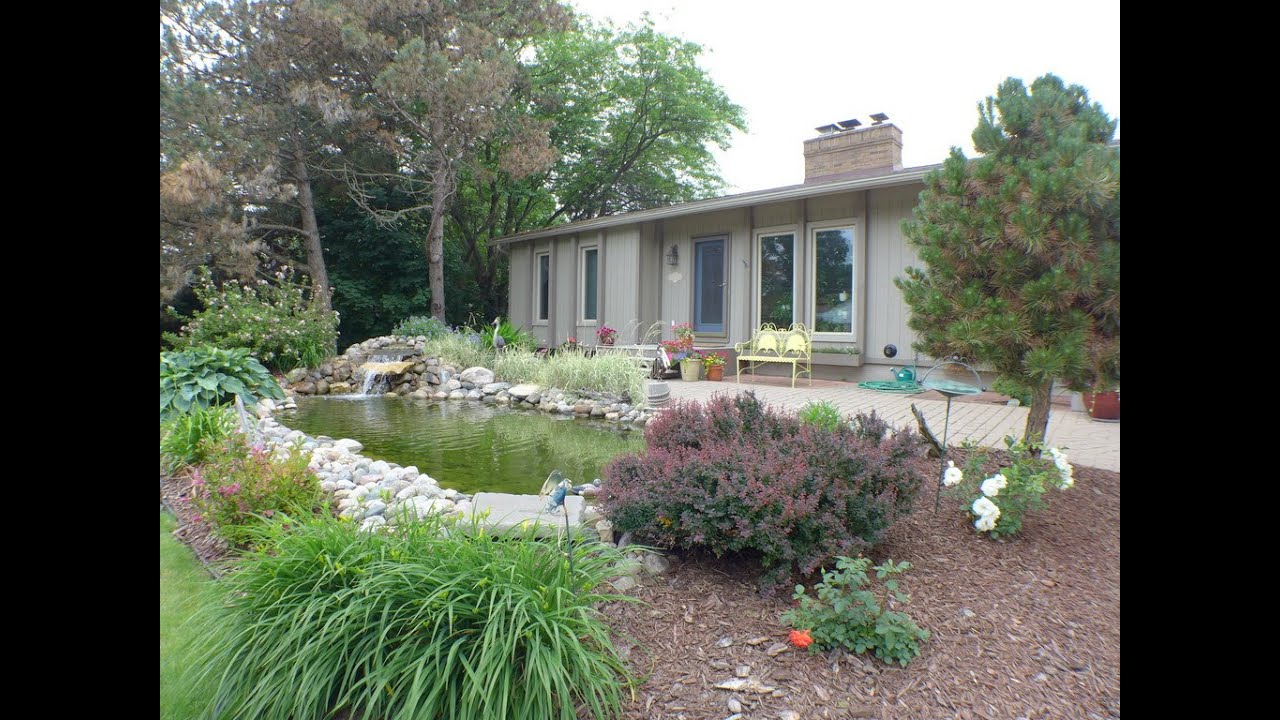 10189 Baron Dimondale Michigan. Waterfront. Houses For Sale in Lansing MI. Homes Real Estate.