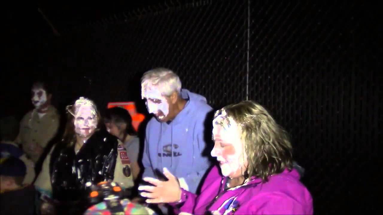B98.5 Tanksgiving 2015- Randy and Sarah get 