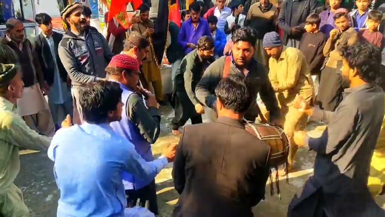 دھمال گھومر ، ڈالی راجہ لیاقت بَر دربارِ عالیہ سخی زِندہ ولی سرکار بَل شریف۔13 رجب جشنِ مولودِ کعبہ 