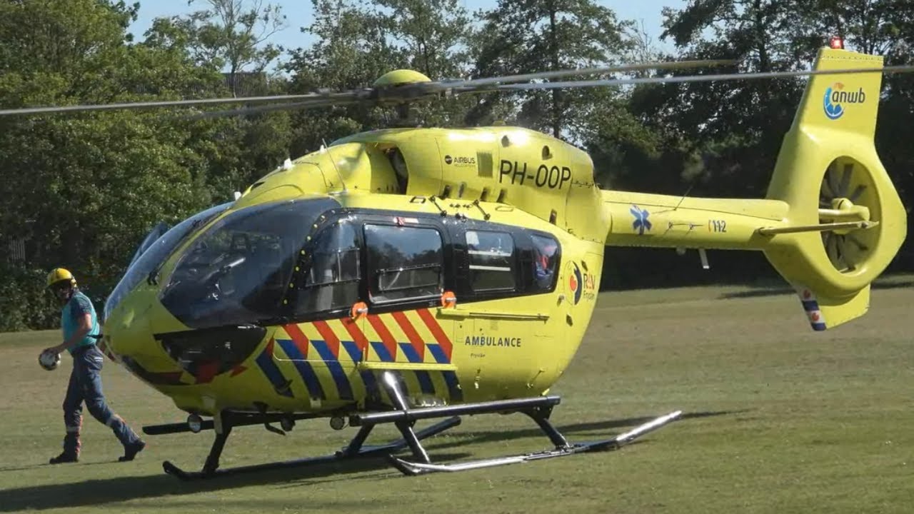 [Voetbal] Waddenhelikopter MEDIC01 PH-OOP stijgt op na inzet Texel richting Ziekenhuis Alkmaar