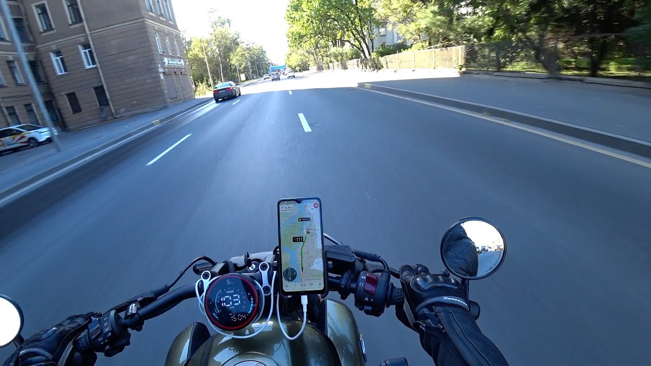 POV неторопливая покатушка на Voge CU525 по Санкт-Петербургу в конце Сентября