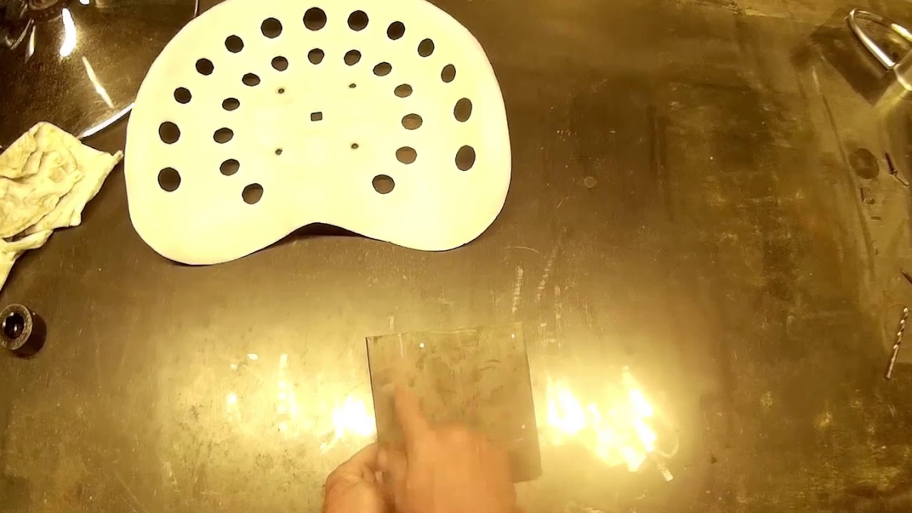 recyclage d'un vieux tabouret en tabouret d'atelier