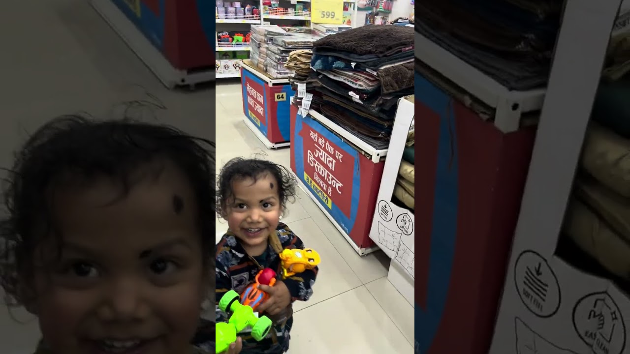 Yuvaan Shopping Mall Mai Mom k Saath❤️#subscribe plz🙏