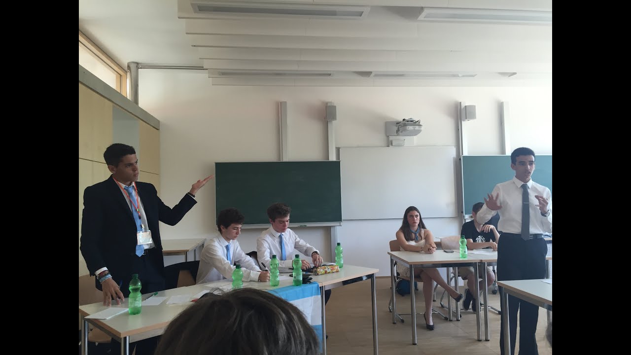 WSDC 2016 - Argentina v. Kuwait: Ratification of Free Trade Agreements through a Referendum