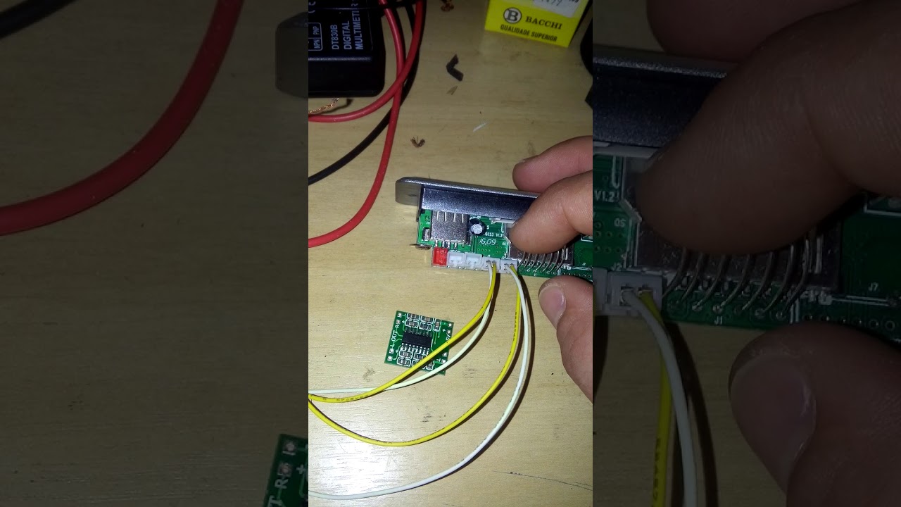 Plaquinha amplificada PAM8403 - Ligação da entrada de áudio