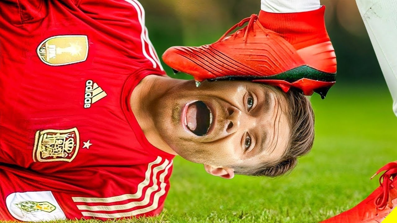 Les 25 Fautes Les Plus Absurdes Du Football